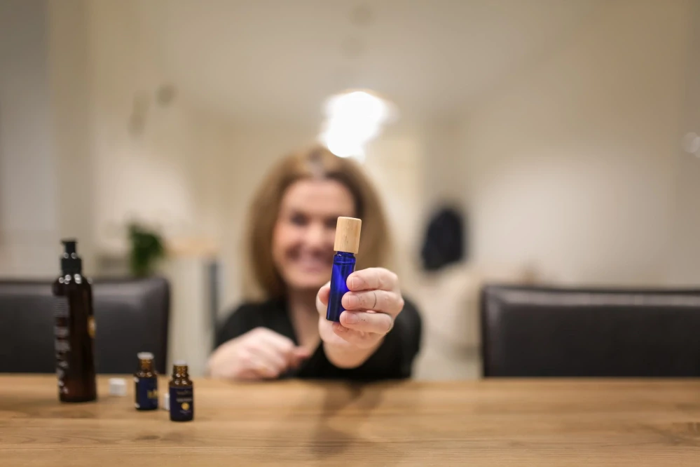 Workshop VYTVÁŘENÍ OSOBNÍHO PARFÉMU - PROBĚHLO