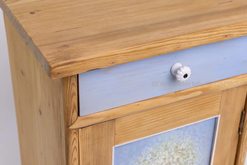 Noční stolek "Stromek" PRODÁNO