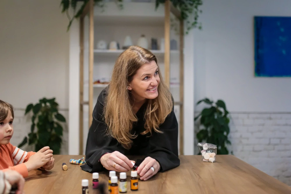 Workshop VYTVÁŘENÍ OSOBNÍHO PARFÉMU - PROBĚHLO